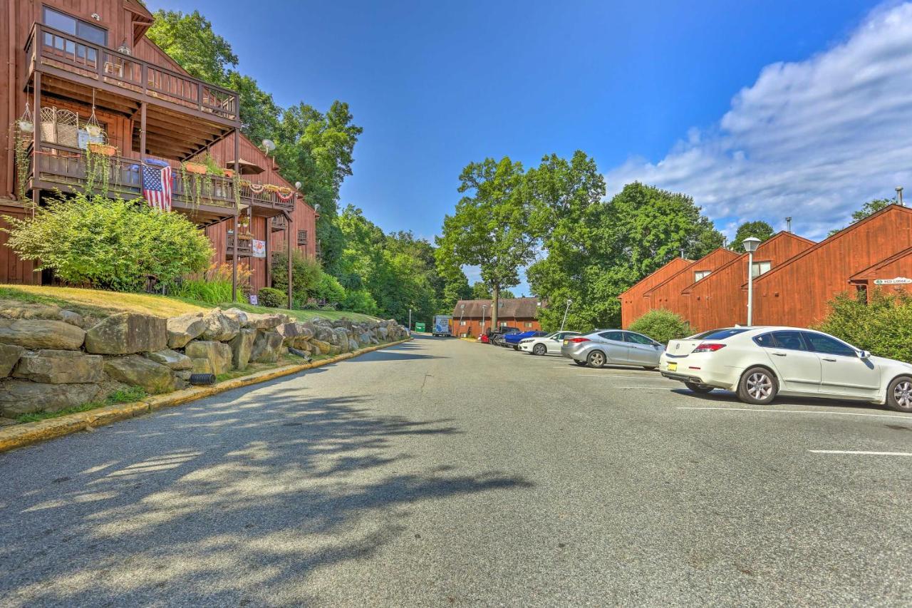 Vernon Township Condo With Balcony Near Ski Lifts! Экстерьер фото
